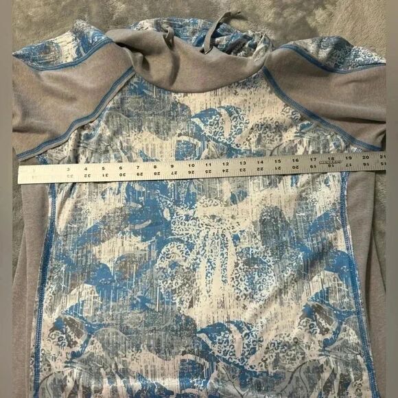 Laura Hlavac l Piper Pocket Funnel Neck - Summer Breeze | Size XL | Blue Tunic - Picture 4 of 10